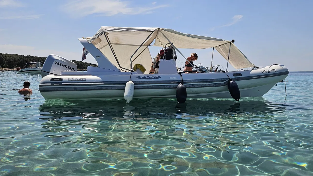Gumenjak Italboats STINGHER 686 XS